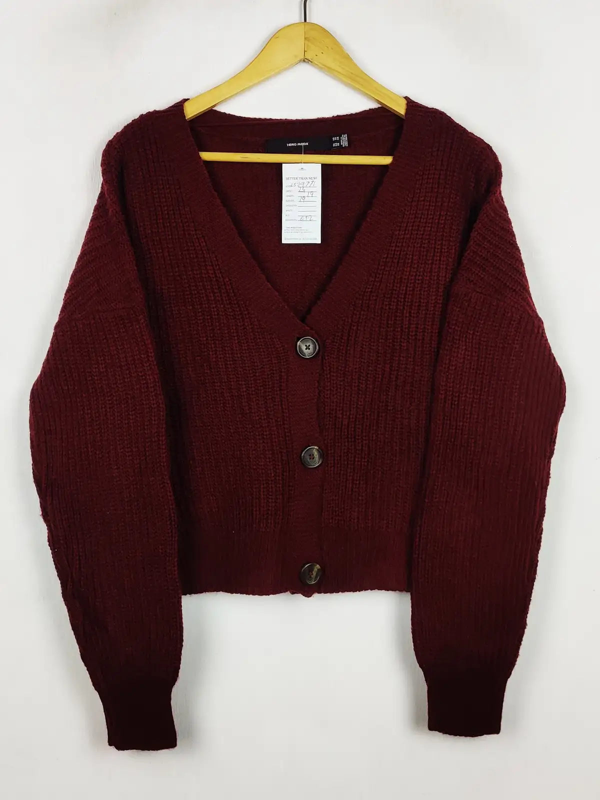 Buy online pre-used pre-loved 100% authentic & Original branded Vero Moda (LS-19771) available in Pakistan. Top international brands avilable.