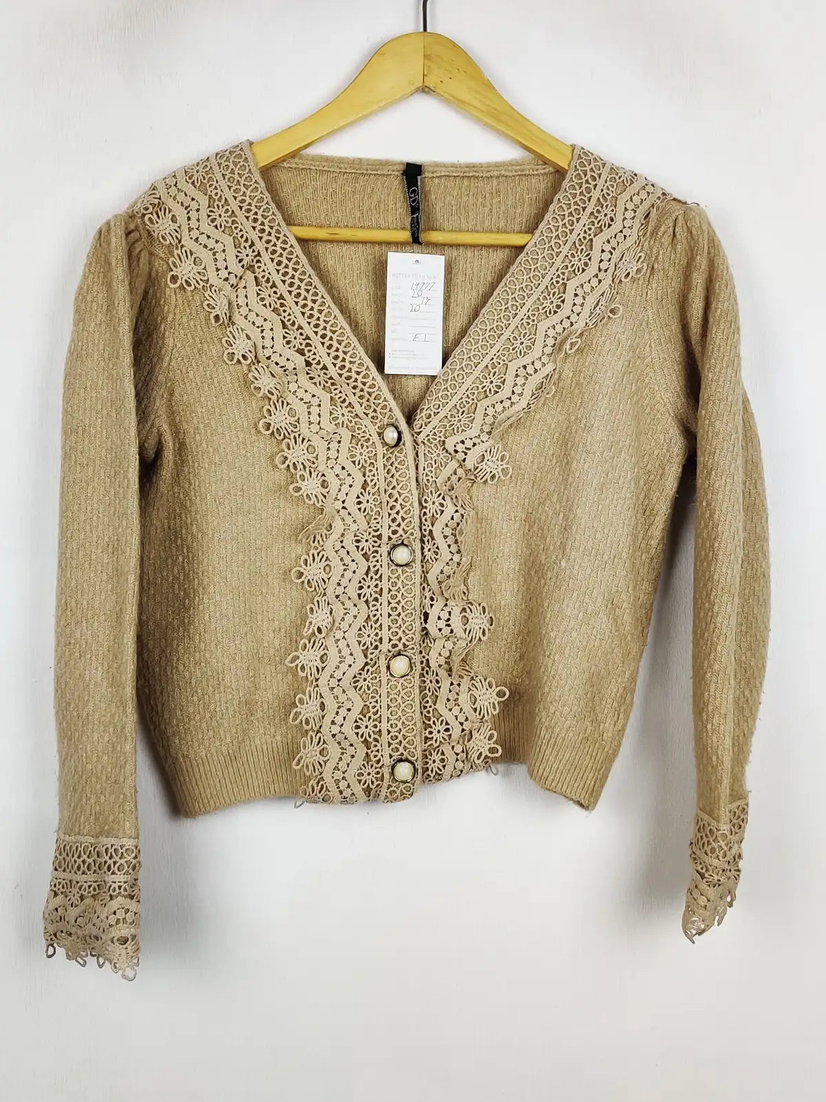 Buy online pre-used pre-loved 100% authentic & Original branded Tu (LS-19777) available in Pakistan. Top international brands avilable.
