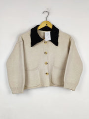 Buy online pre-used pre-loved 100% authentic & Original branded Unknown Brand (LS-19781) available in Pakistan. Top international brands avilable.