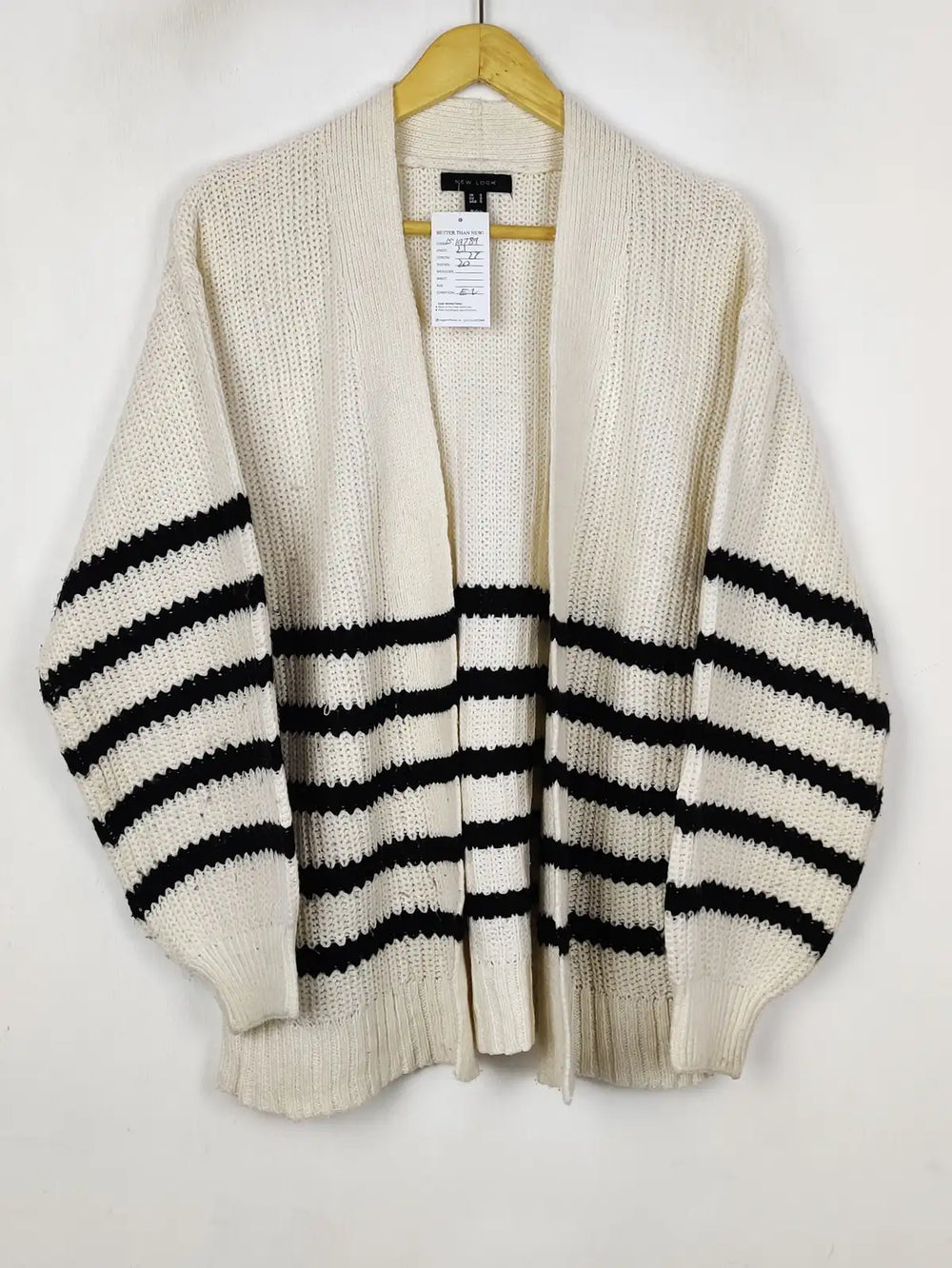 Buy online pre-used pre-loved 100% authentic & Original branded New Look (LS-19789) available in Pakistan. Top international brands avilable.
