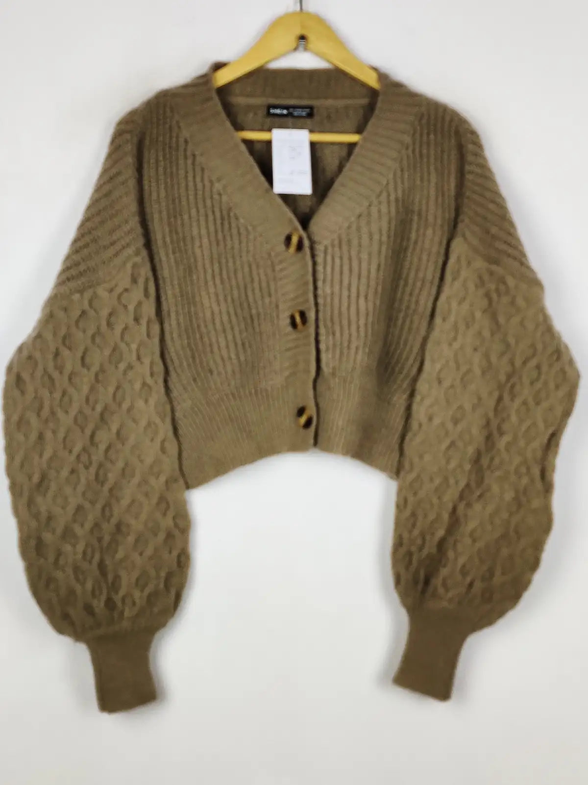 Buy online pre-used pre-loved 100% authentic & Original branded Shein (LS-19793) available in Pakistan. Top international brands avilable.