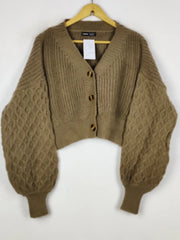 Buy online pre-used pre-loved 100% authentic & Original branded Shein (LS-19793) available in Pakistan. Top international brands avilable.