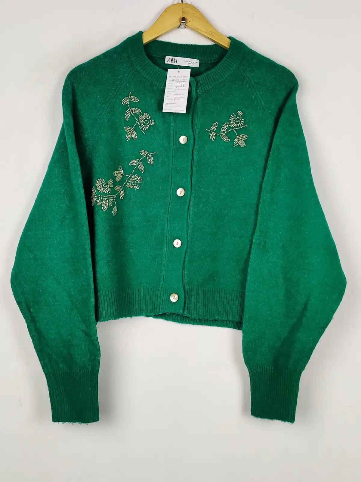 Buy online pre-used pre-loved 100% authentic & Original branded Zara (LS-19795) available in Pakistan. Top international brands avilable.
