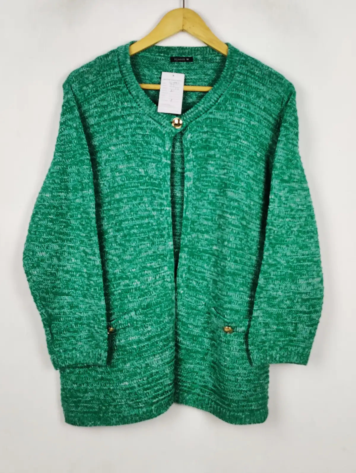 Buy online pre-used pre-loved 100% authentic & Original branded Roman (LS-19797) available in Pakistan. Top international brands avilable.