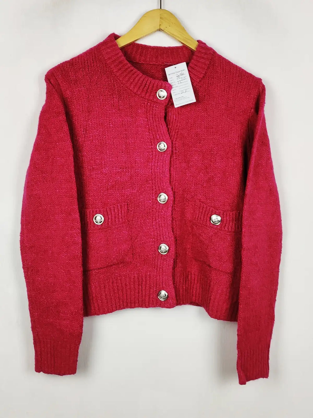 Buy online pre-used pre-loved 100% authentic & Original branded Primark (LS-19801) available in Pakistan. Top international brands avilable.