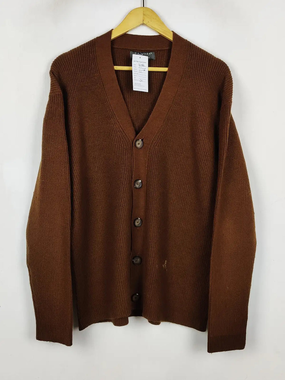 Buy online pre-used pre-loved 100% authentic & Original branded Primark (LS-19802) available in Pakistan. Top international brands avilable.