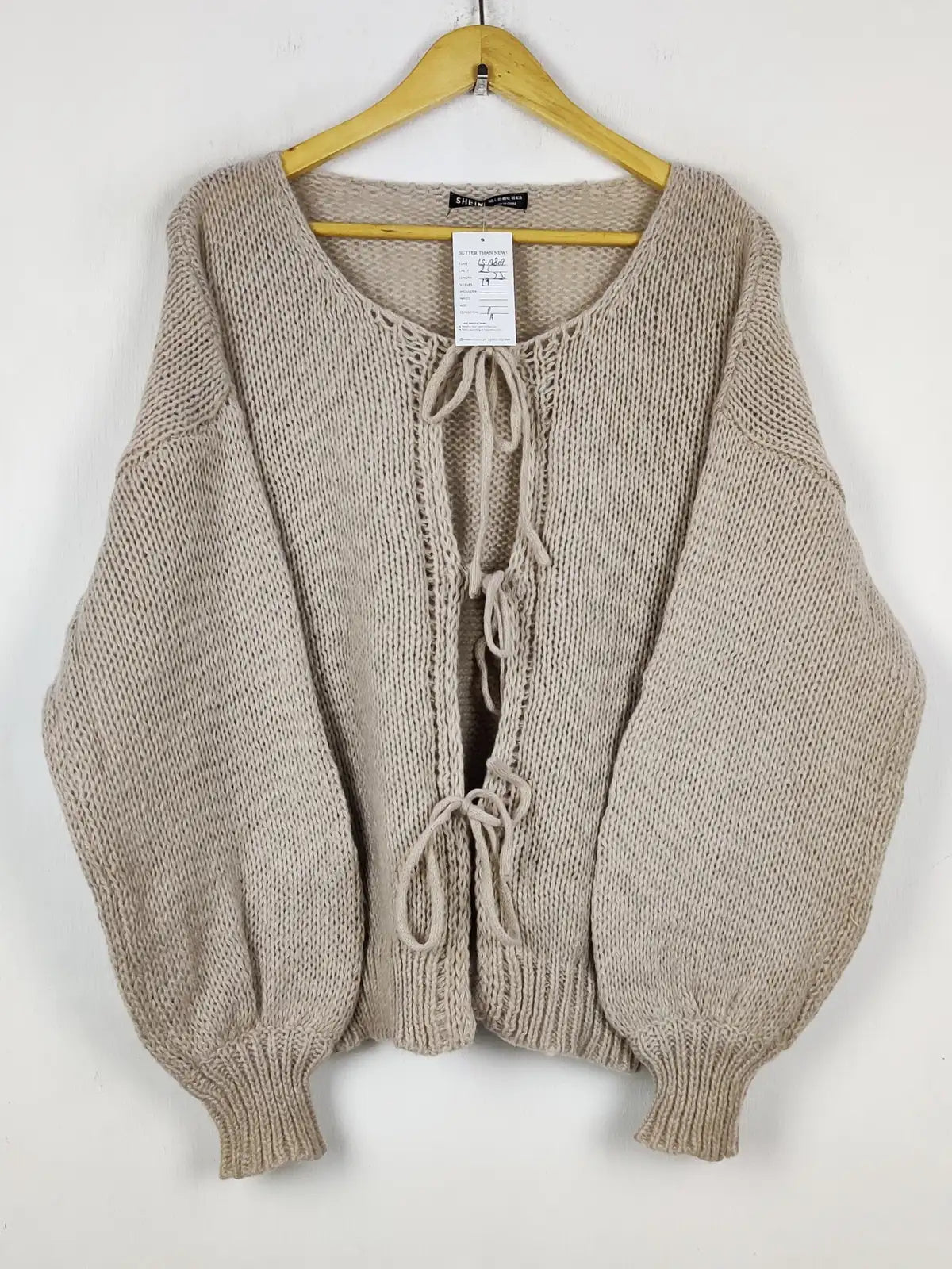 Buy online pre-used pre-loved 100% authentic & Original branded Shein (LS-19809) available in Pakistan. Top international brands avilable.