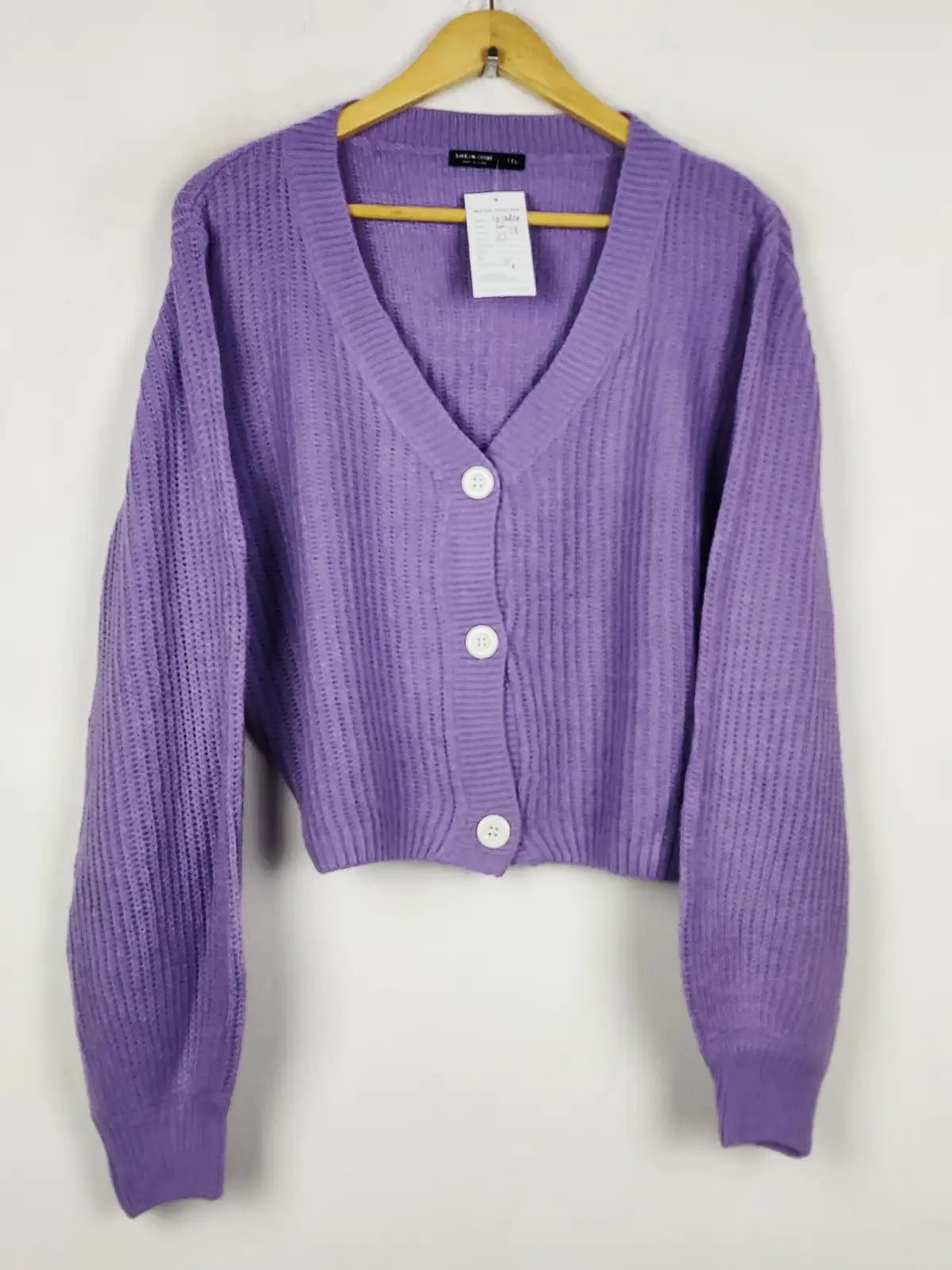 Buy online pre-used pre-loved 100% authentic & Original branded Shein (LS-19820) available in Pakistan. Top international brands avilable.
