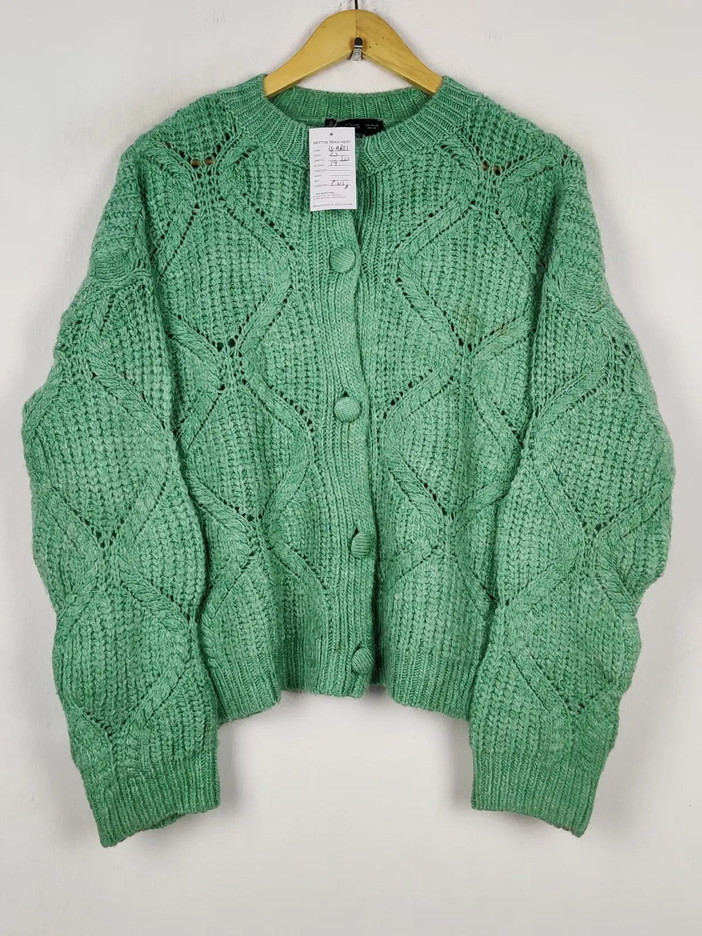 Buy online pre-used pre-loved 100% authentic & Original branded Mango (LS-19821) available in Pakistan. Top international brands avilable.