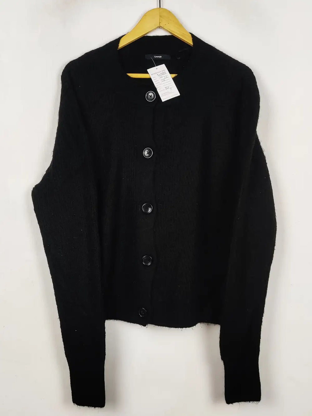 Buy online pre-used pre-loved 100% authentic & Original branded George (LS-19829) available in Pakistan. Top international brands avilable.