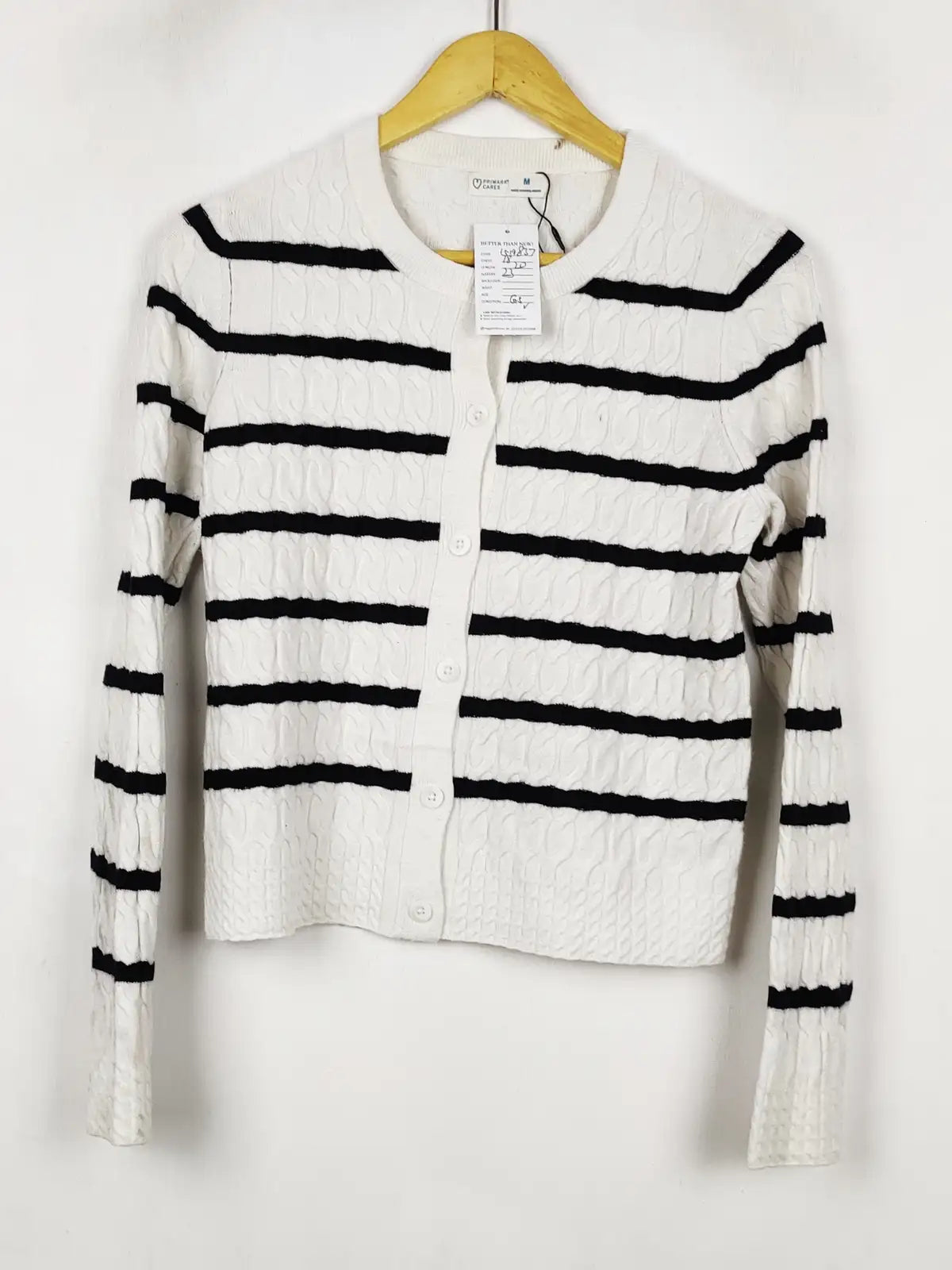 Buy online pre-used pre-loved 100% authentic & Original branded Primark (LS-19837) available in Pakistan. Top international brands avilable.