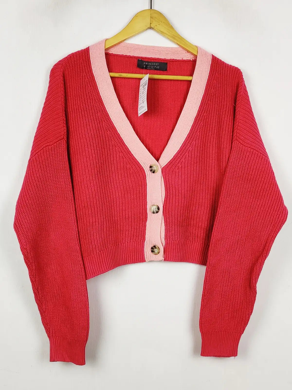 Buy online pre-used pre-loved 100% authentic & Original branded Primark (LS-19838) available in Pakistan. Top international brands avilable.
