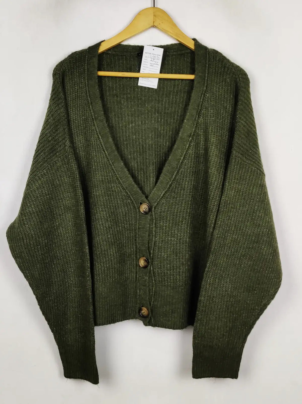 Buy online pre-used pre-loved 100% authentic & Original branded F&F (LS-19870) available in Pakistan. Top international brands avilable.