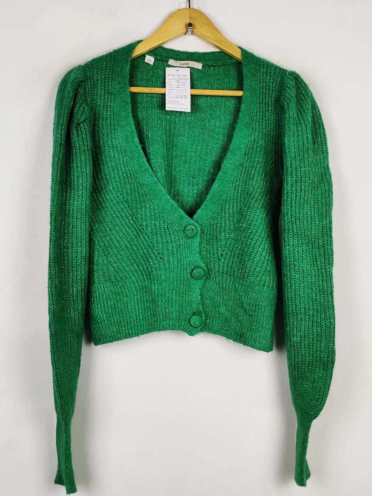 Buy online pre-used pre-loved 100% authentic & Original branded George (LS-19883) available in Pakistan. Top international brands avilable.
