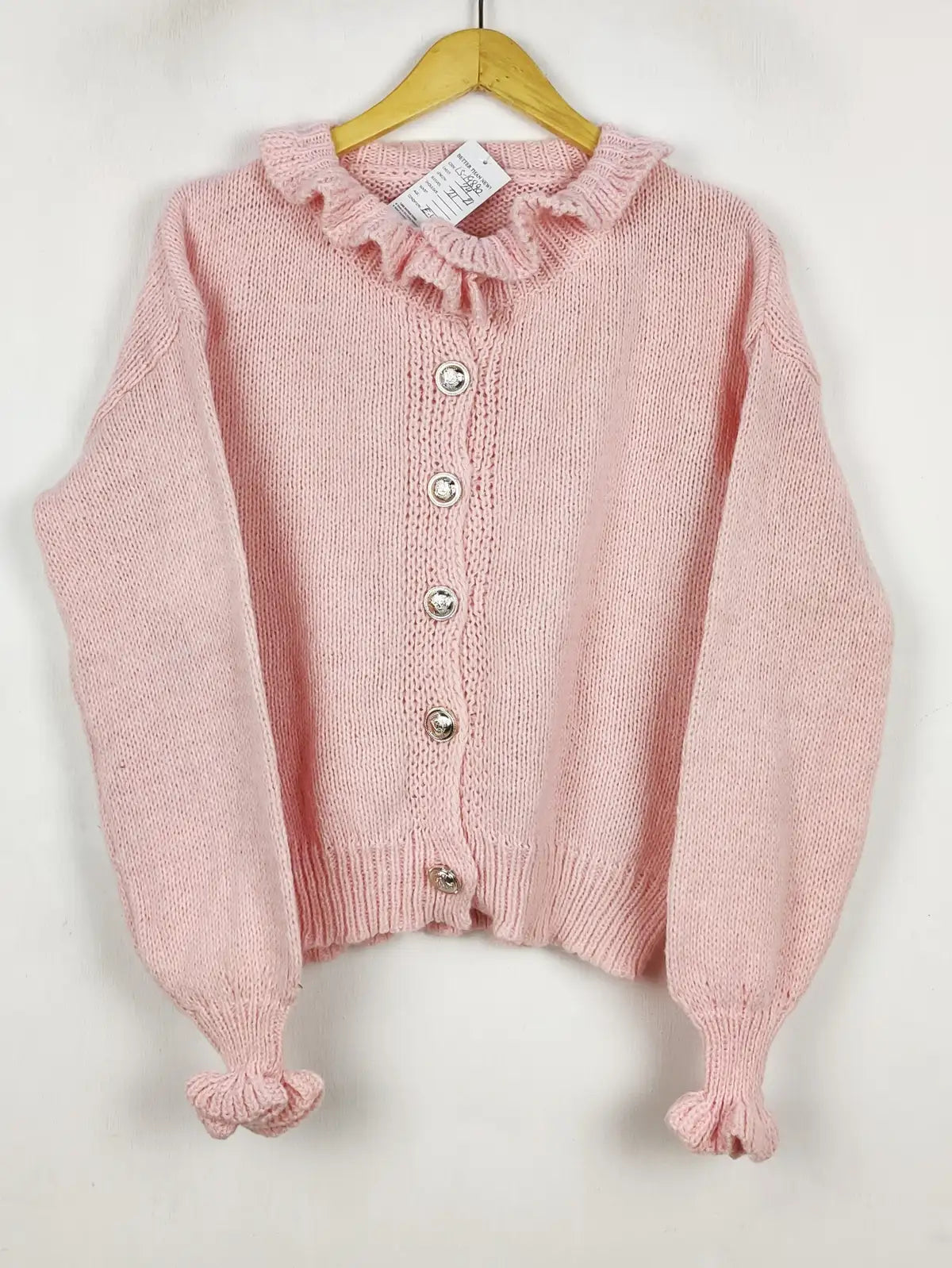 Buy online pre-used pre-loved 100% authentic & Original branded Unknown Brand (LS-19890) available in Pakistan. Top international brands avilable.