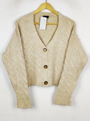 Buy online pre-used pre-loved 100% authentic & Original branded New Look (LS-19899) available in Pakistan. Top international brands avilable.