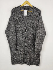 Buy online pre-used pre-loved 100% authentic & Original branded Primark (LS-19917) available in Pakistan. Top international brands avilable.