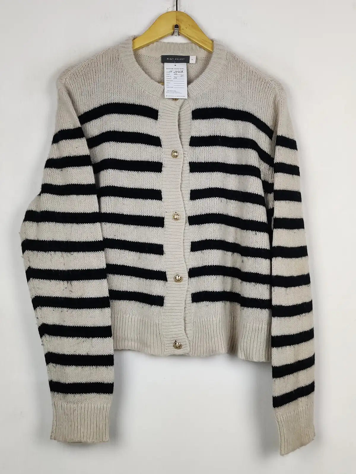 Buy online pre-used pre-loved 100% authentic & Original branded Mint Velvet (LS-19959) available in Pakistan. Top international brands avilable.