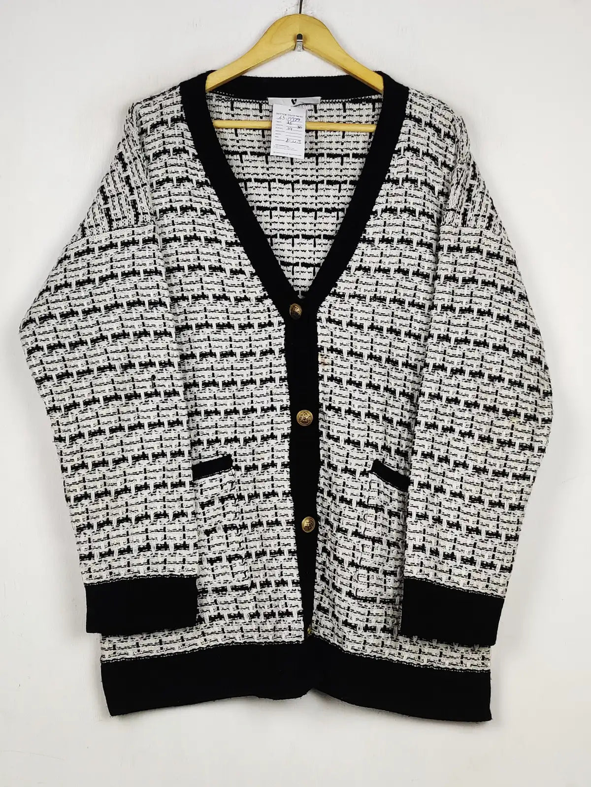 Buy online pre-used pre-loved 100% authentic & Original branded V By Very (LS-19977) available in Pakistan. Top international brands avilable.