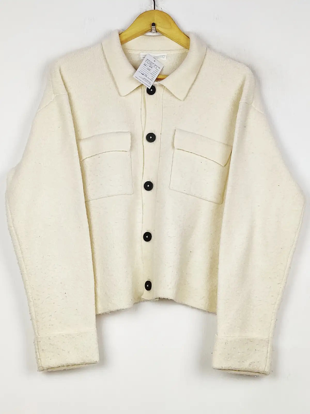 Buy online pre-used pre-loved 100% authentic & Original branded Primark (LS-19979) available in Pakistan. Top international brands avilable.