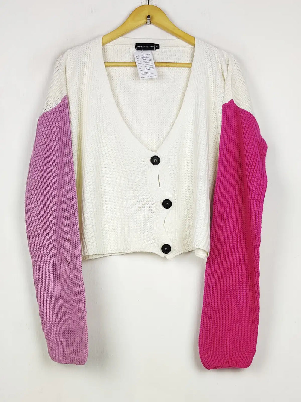 Buy online pre-used pre-loved 100% authentic & Original branded Prettylittlething (LS-19990) available in Pakistan. Top international brands avilable.