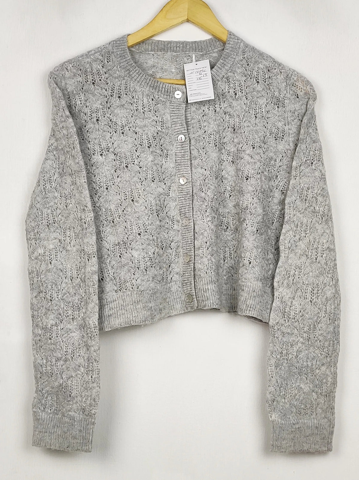 Buy online pre-used pre-loved 100% authentic & Original branded Unknown Brand (LS-19996) available in Pakistan. Top international brands avilable.