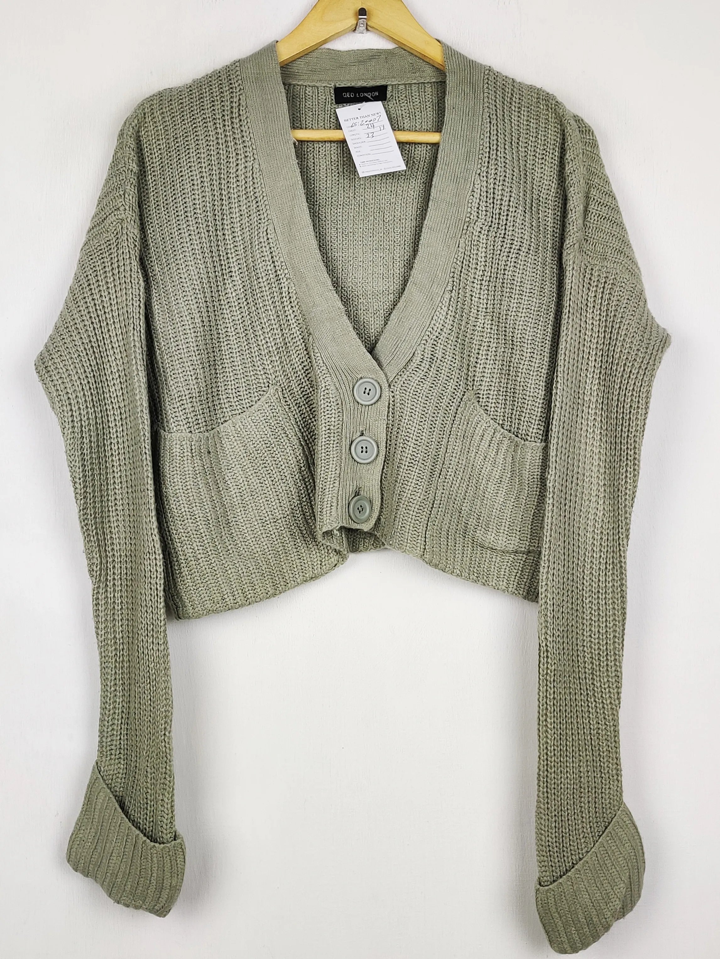Buy online pre-used pre-loved 100% authentic & Original branded Qed London (LS-20007) available in Pakistan. Top international brands avilable.
