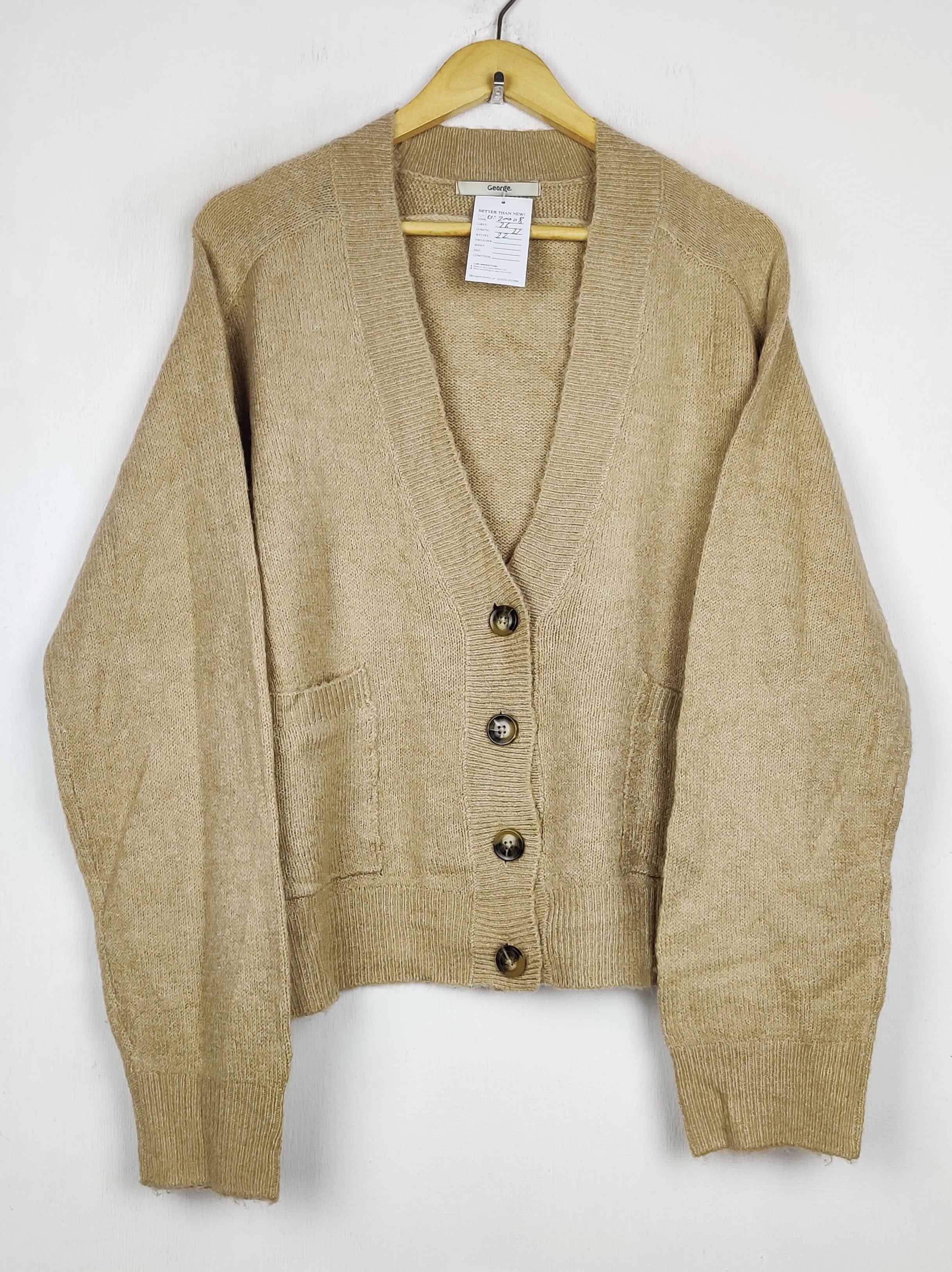 Buy online pre-used pre-loved 100% authentic & Original branded George (LS-20008) available in Pakistan. Top international brands avilable.