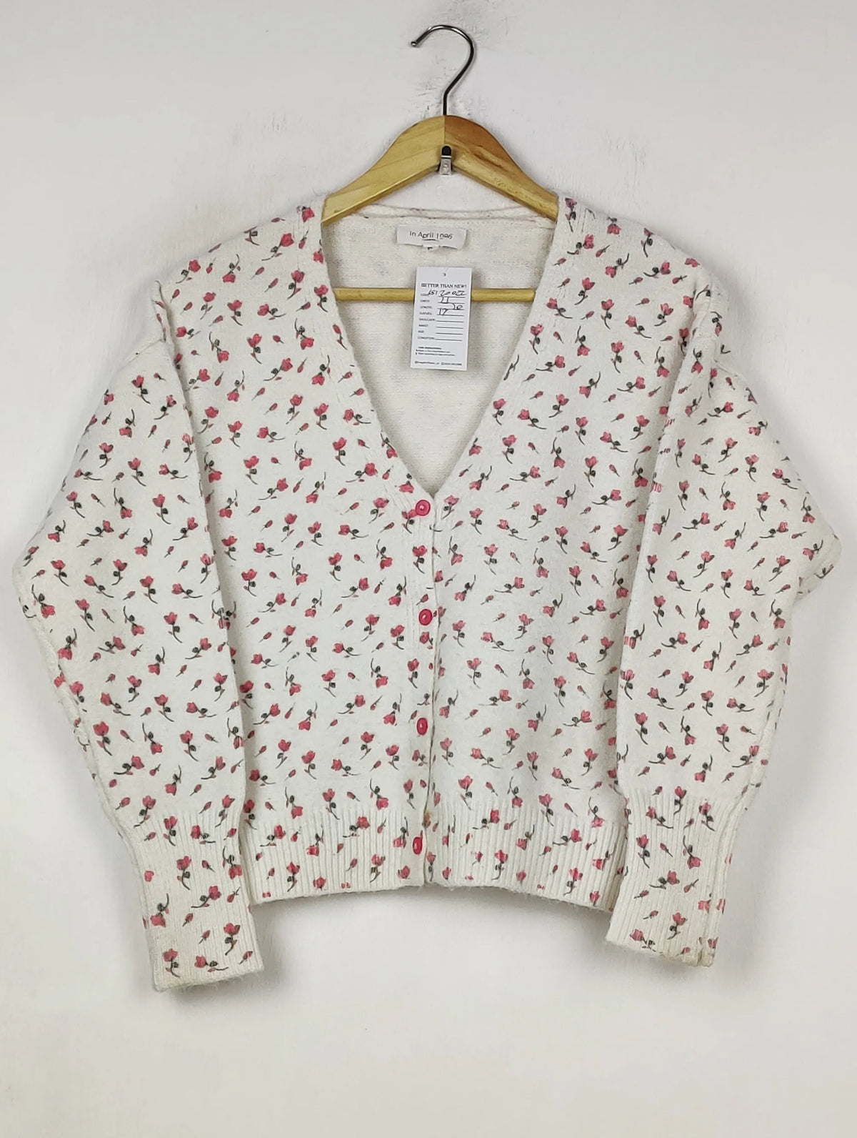 Buy online pre-used pre-loved 100% authentic & Original branded In April 1986 (LS-20022) available in Pakistan. Top international brands avilable.