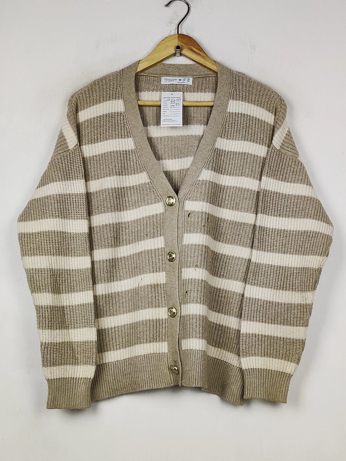 Buy online pre-used pre-loved 100% authentic & Original branded Primark (LS-20024) available in Pakistan. Top international brands avilable.