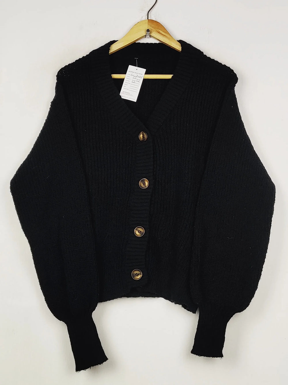 Buy online pre-used pre-loved 100% authentic & Original branded Shein (LS-20025) available in Pakistan. Top international brands avilable.