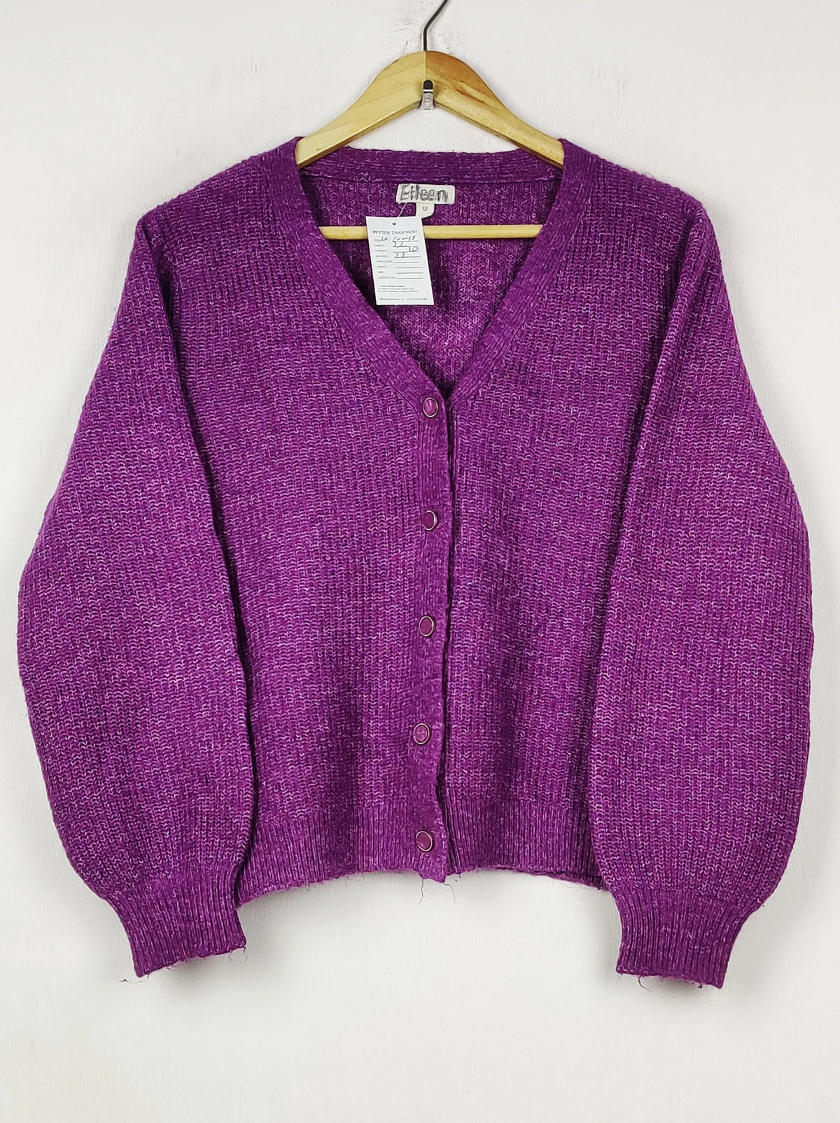 Buy online pre-used pre-loved 100% authentic & Original branded Monson (LS-20043) available in Pakistan. Top international brands avilable.