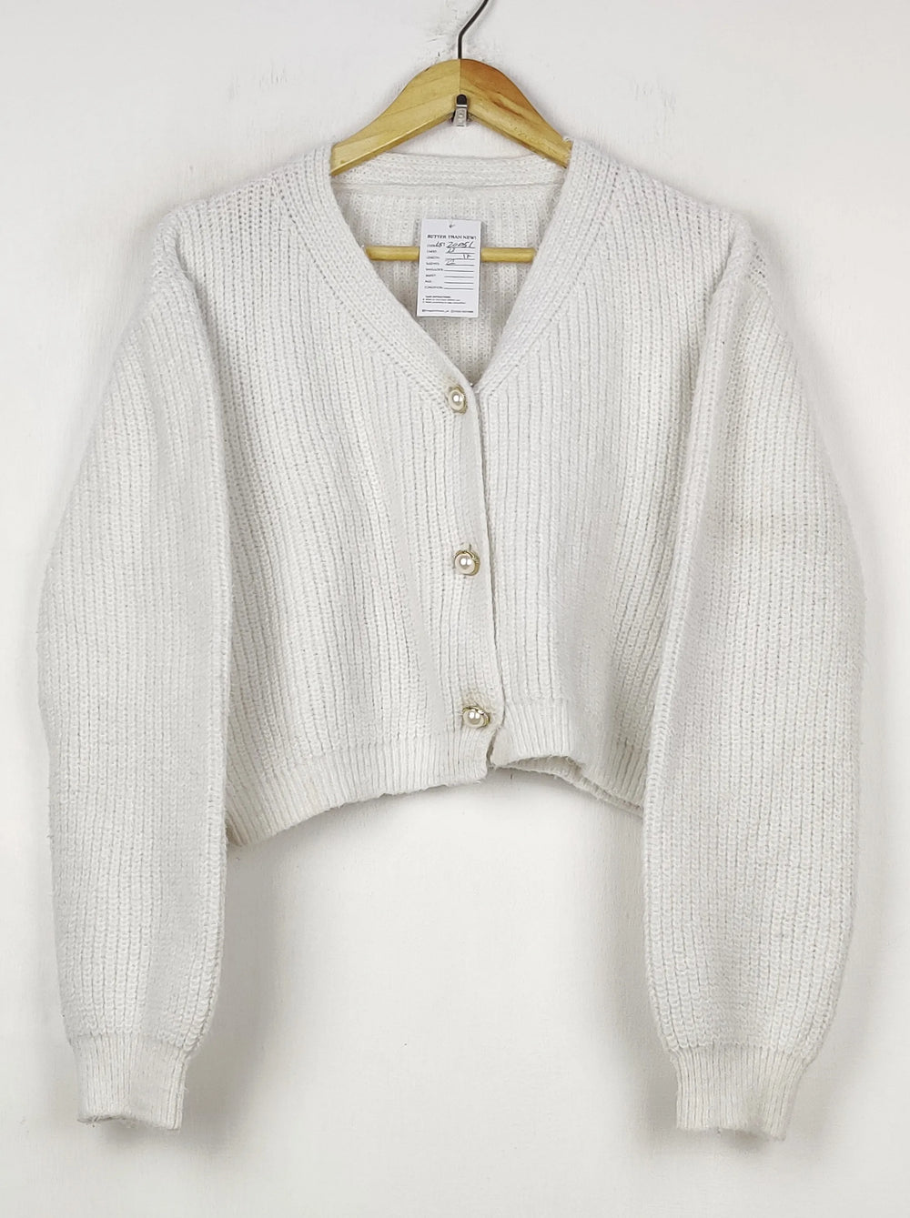 Buy online pre-used pre-loved 100% authentic & Original branded Unknown Brand (LS-20051) available in Pakistan. Top international brands avilable.