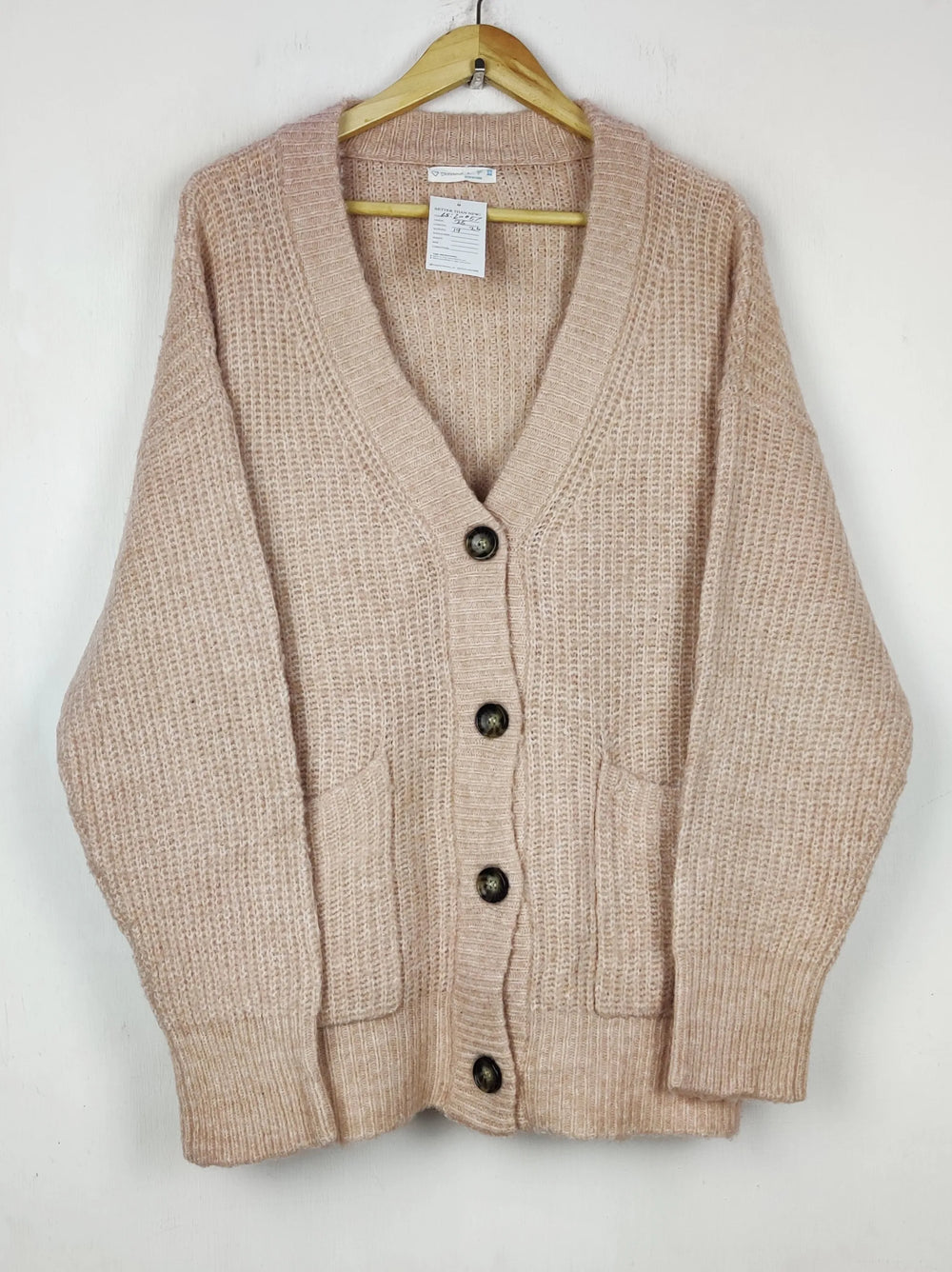 Buy online pre-used pre-loved 100% authentic & Original branded Primark (LS-20057) available in Pakistan. Top international brands avilable.