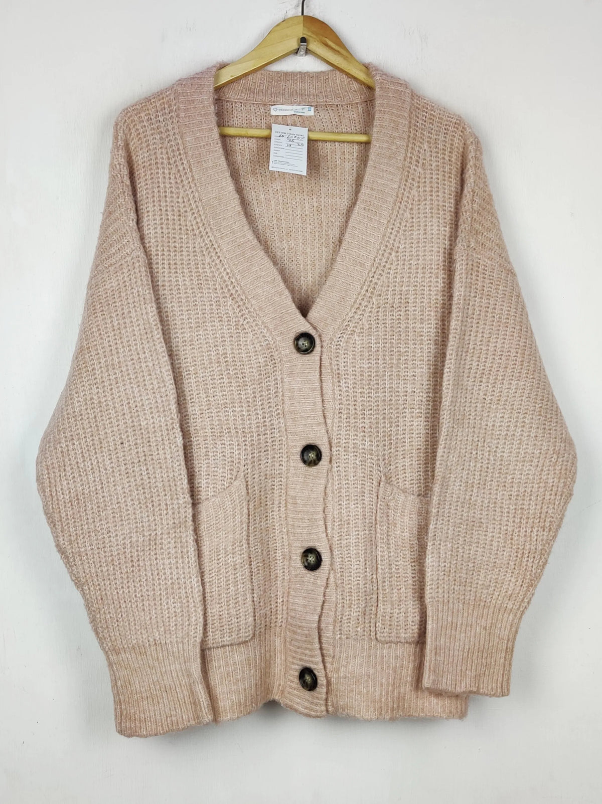 Buy online pre-used pre-loved 100% authentic & Original branded Primark (LS-20057) available in Pakistan. Top international brands avilable.