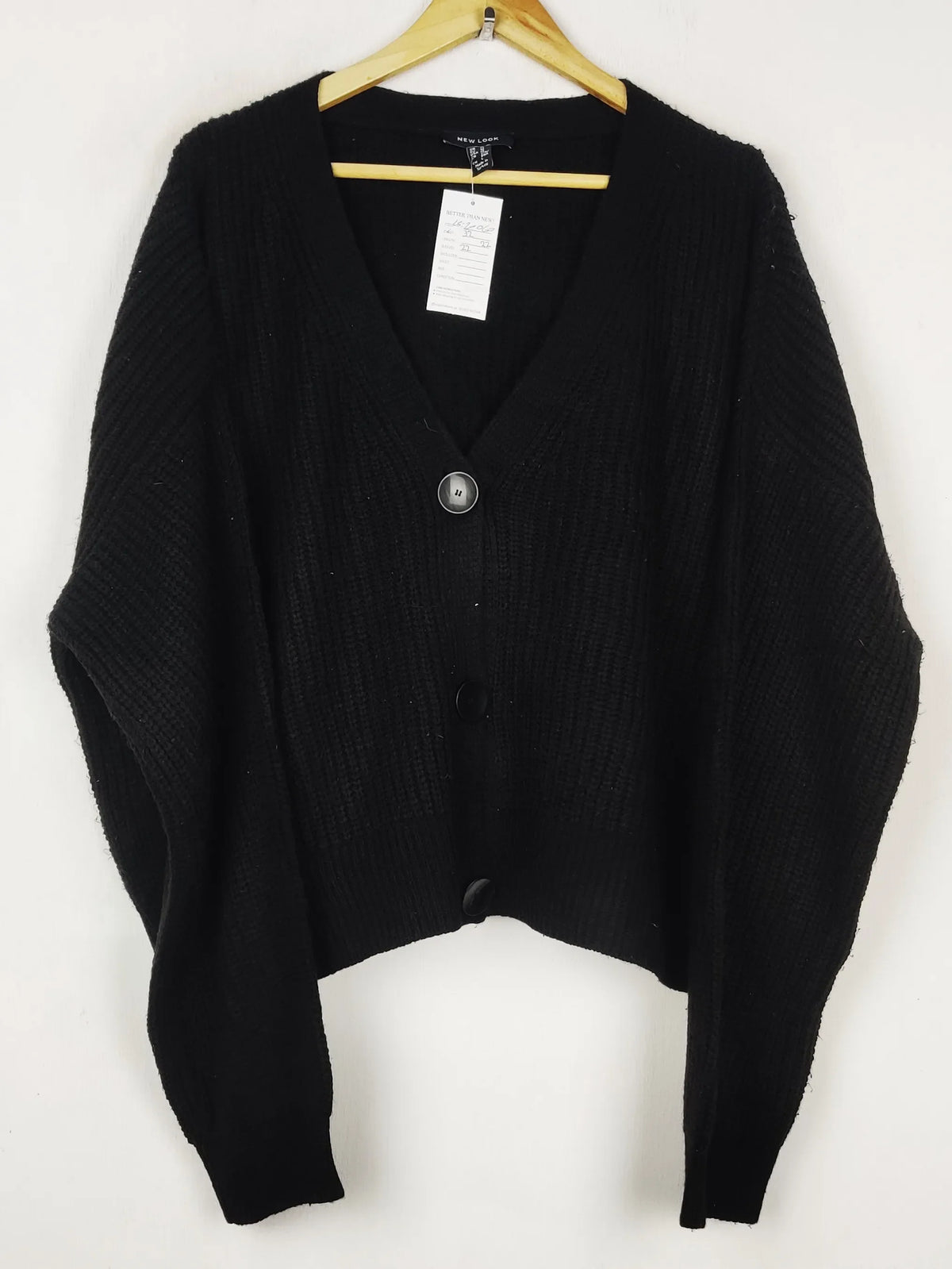 Buy online pre-used pre-loved 100% authentic & Original branded New Look (LS-20060) available in Pakistan. Top international brands avilable.