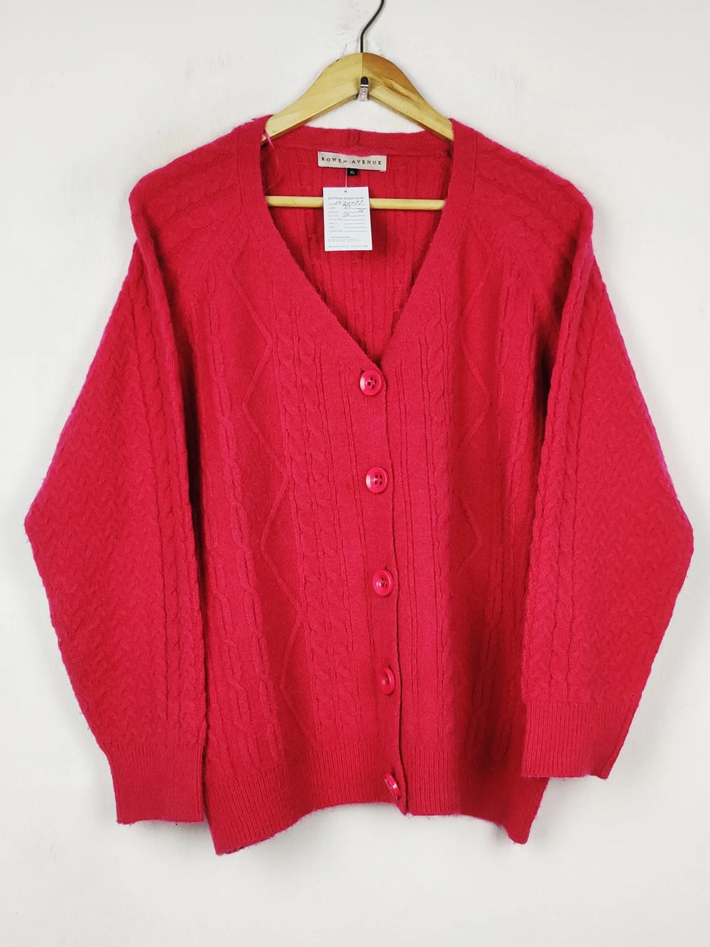 Buy online pre-used pre-loved 100% authentic & Original branded Rovan Avenue (LS-20077) available in Pakistan. Top international brands avilable.