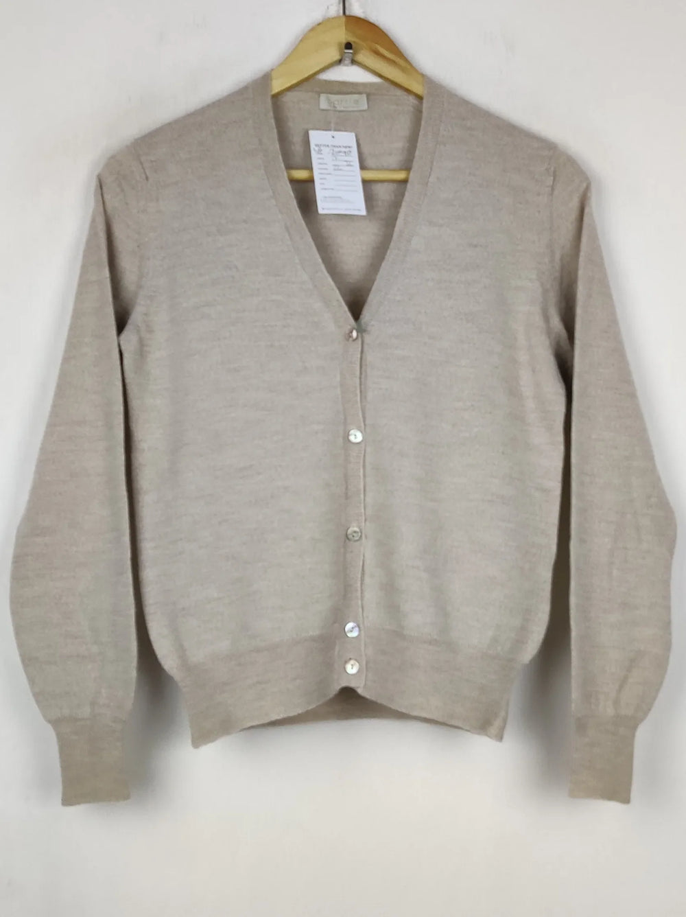 Buy online pre-used pre-loved 100% authentic & Original branded Barrie (LS-20090) available in Pakistan. Top international brands avilable.