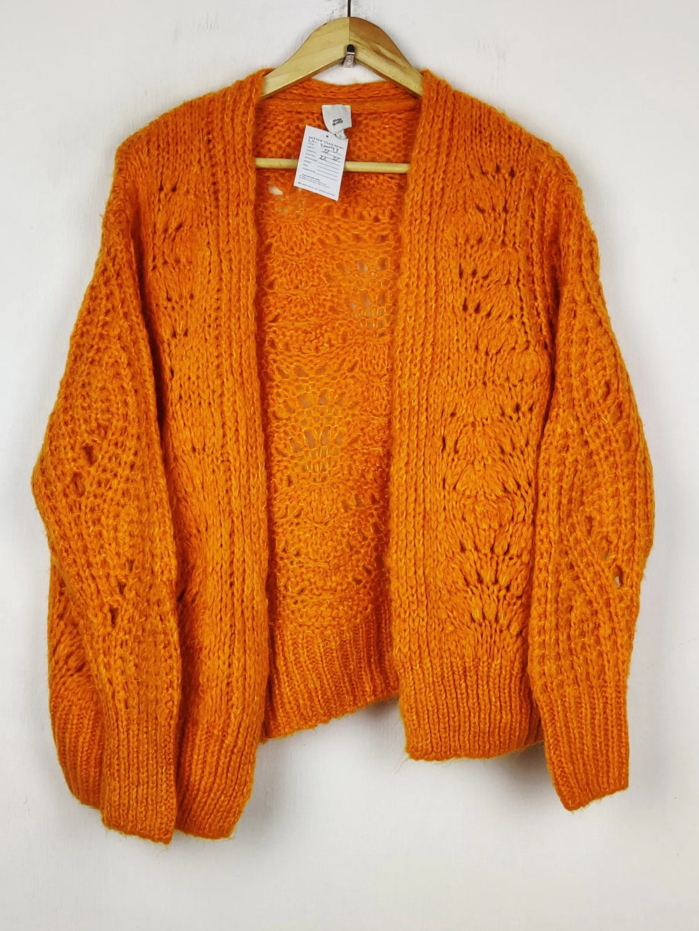 Buy online pre-used pre-loved 100% authentic & Original branded River Island (LS-20093) available in Pakistan. Top international brands avilable.