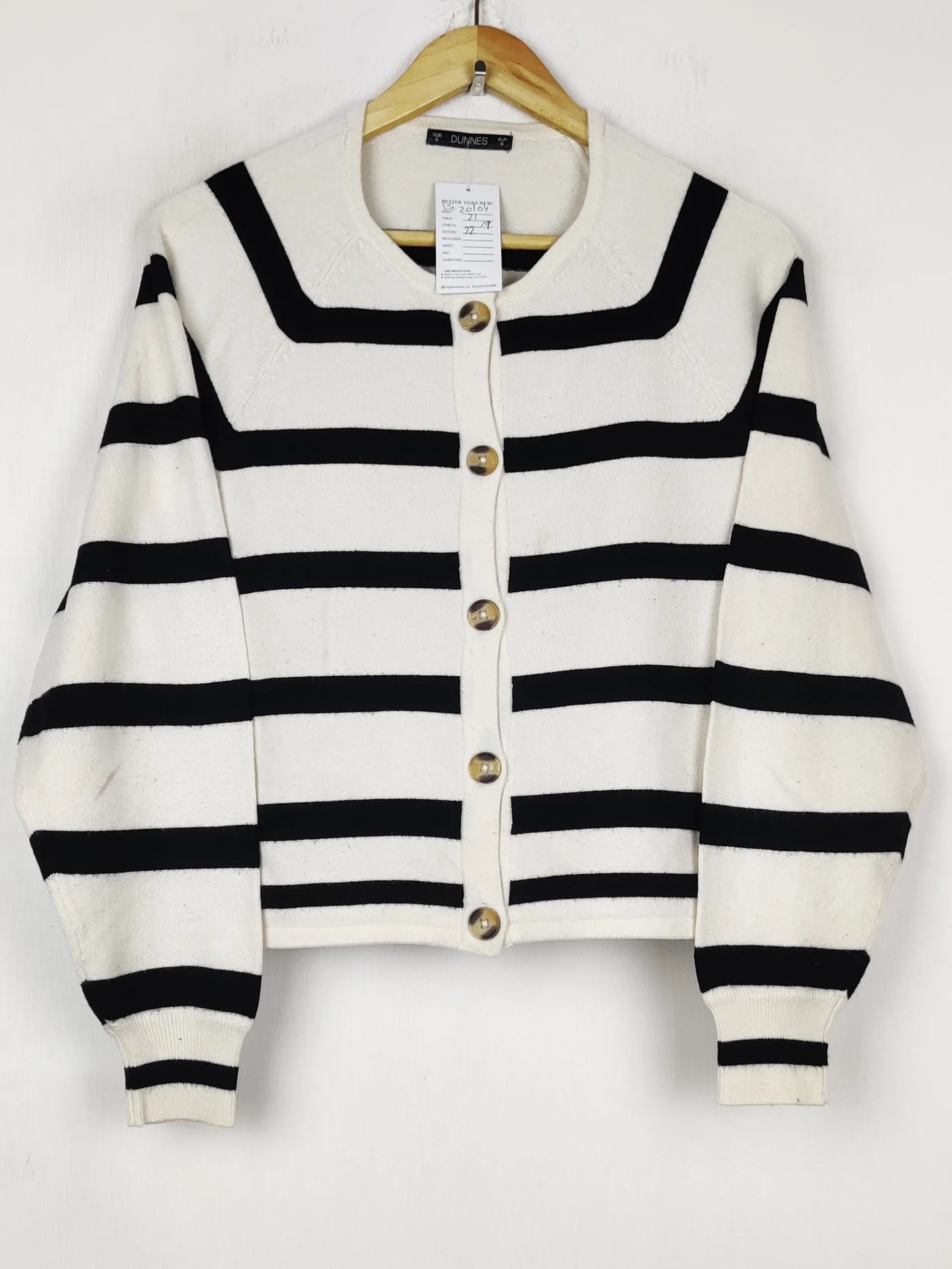 Buy online pre-used pre-loved 100% authentic & Original branded Dunnes Stores (LS-20104) available in Pakistan. Top international brands avilable.