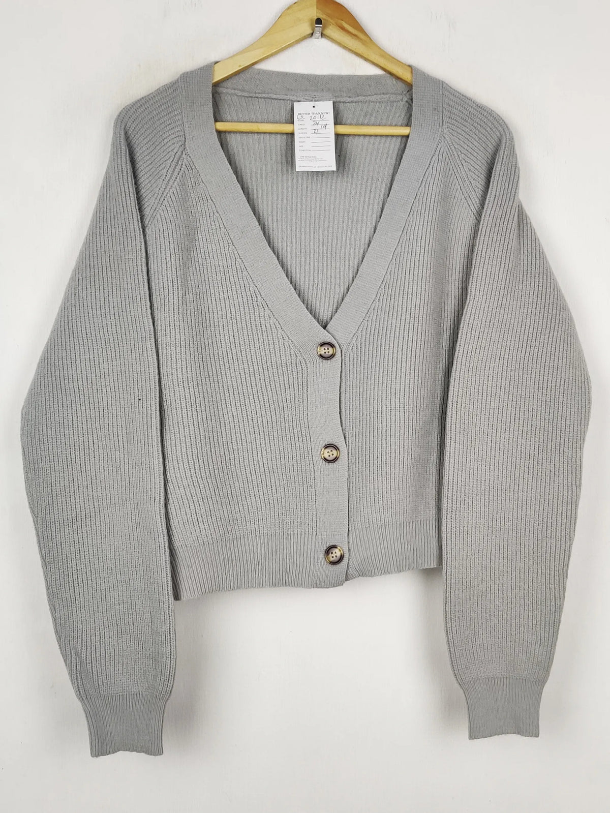 Buy online pre-used pre-loved 100% authentic & Original branded Unknown Brand (LS-20112) available in Pakistan. Top international brands avilable.