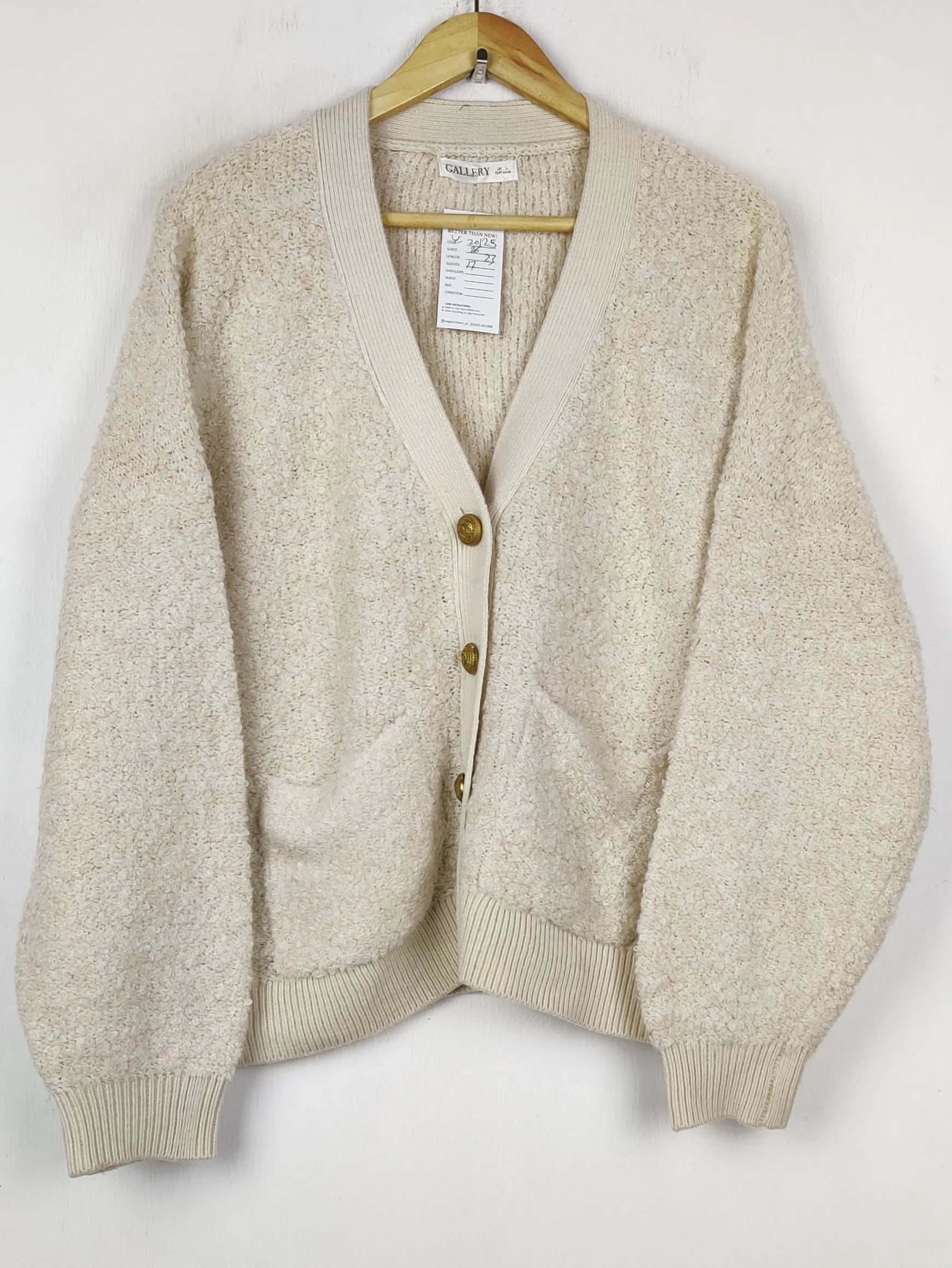 Buy online pre-used pre-loved 100% authentic & Original branded Gallery (LS-20125) available in Pakistan. Top international brands avilable.