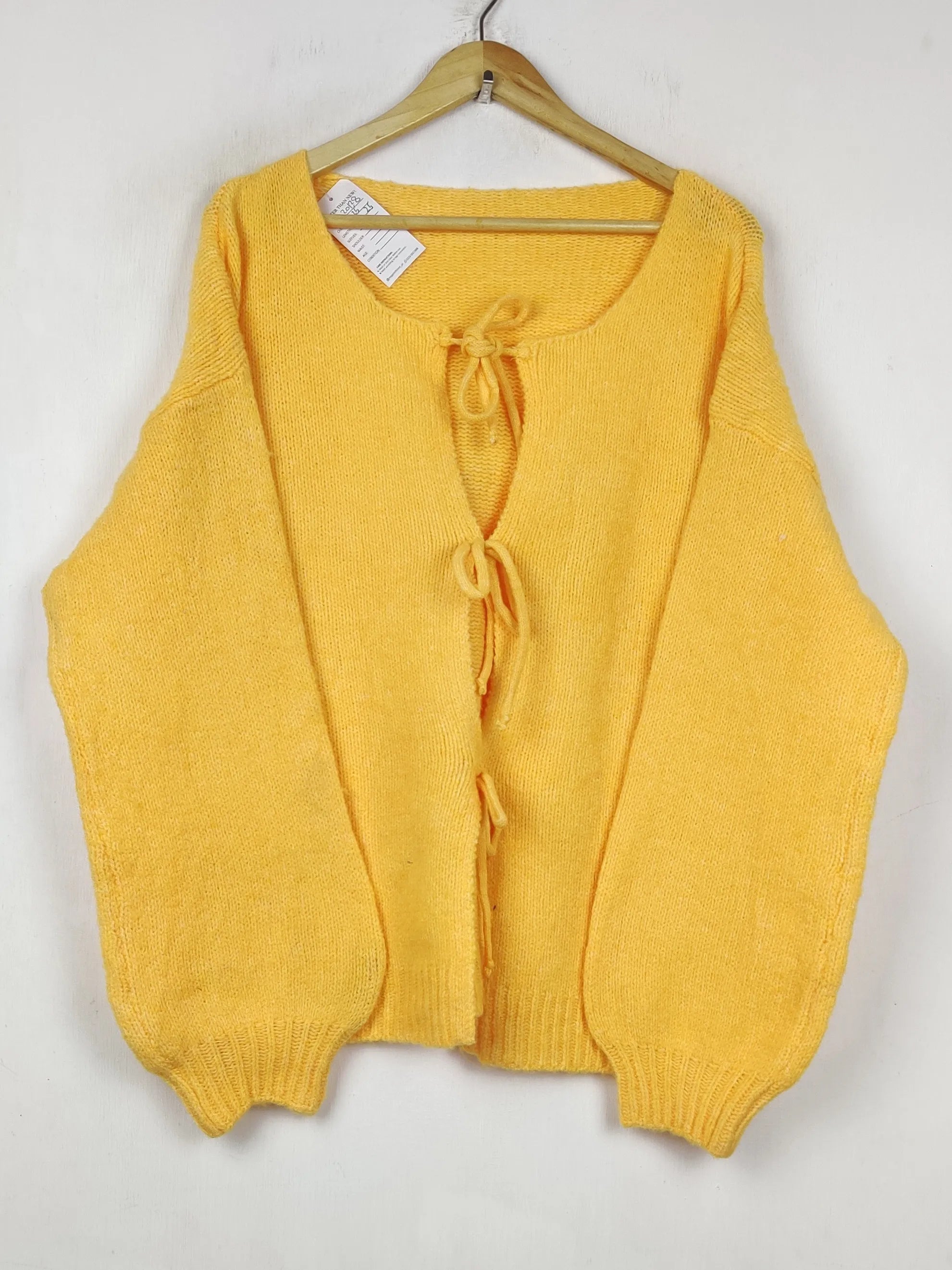 Buy online pre-used pre-loved 100% authentic & Original branded Shein (LS-20128) available in Pakistan. Top international brands avilable.