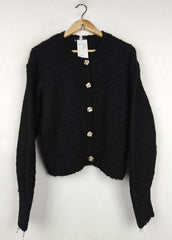 Buy online pre-used pre-loved 100% authentic & Original branded & Others Stores (LS-20144) available in Pakistan. Top international brands avilable.