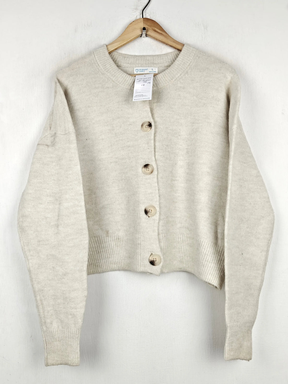Buy online pre-used pre-loved 100% authentic & Original branded Primark (LS-20163) available in Pakistan. Top international brands avilable.