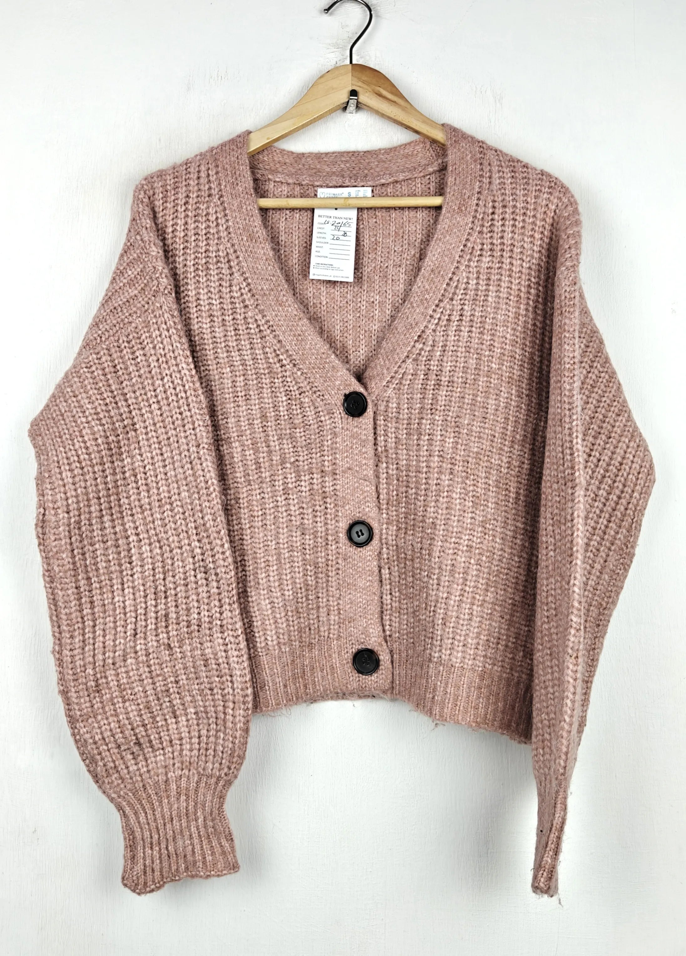 Buy online pre-used pre-loved 100% authentic & Original branded Primark (LS-20165) available in Pakistan. Top international brands avilable.