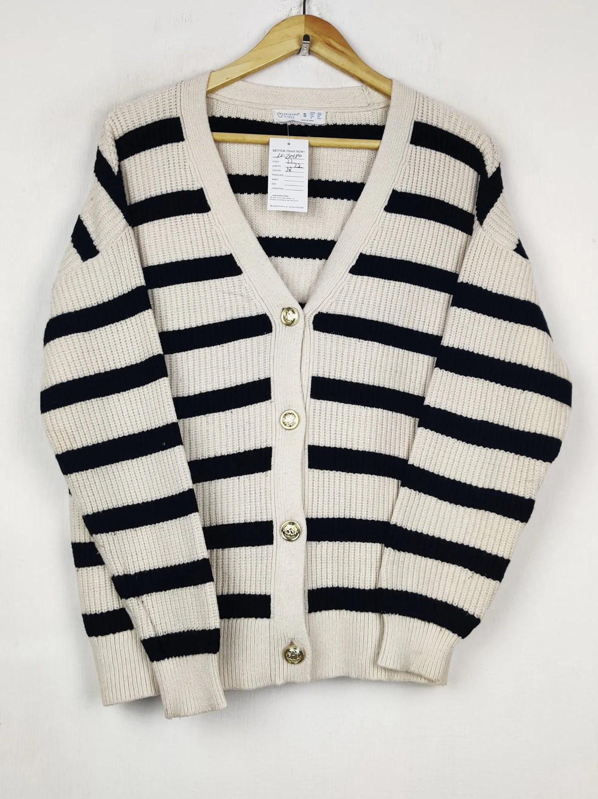 Buy online pre-used pre-loved 100% authentic & Original branded Primark (LS-20180) available in Pakistan. Top international brands avilable.