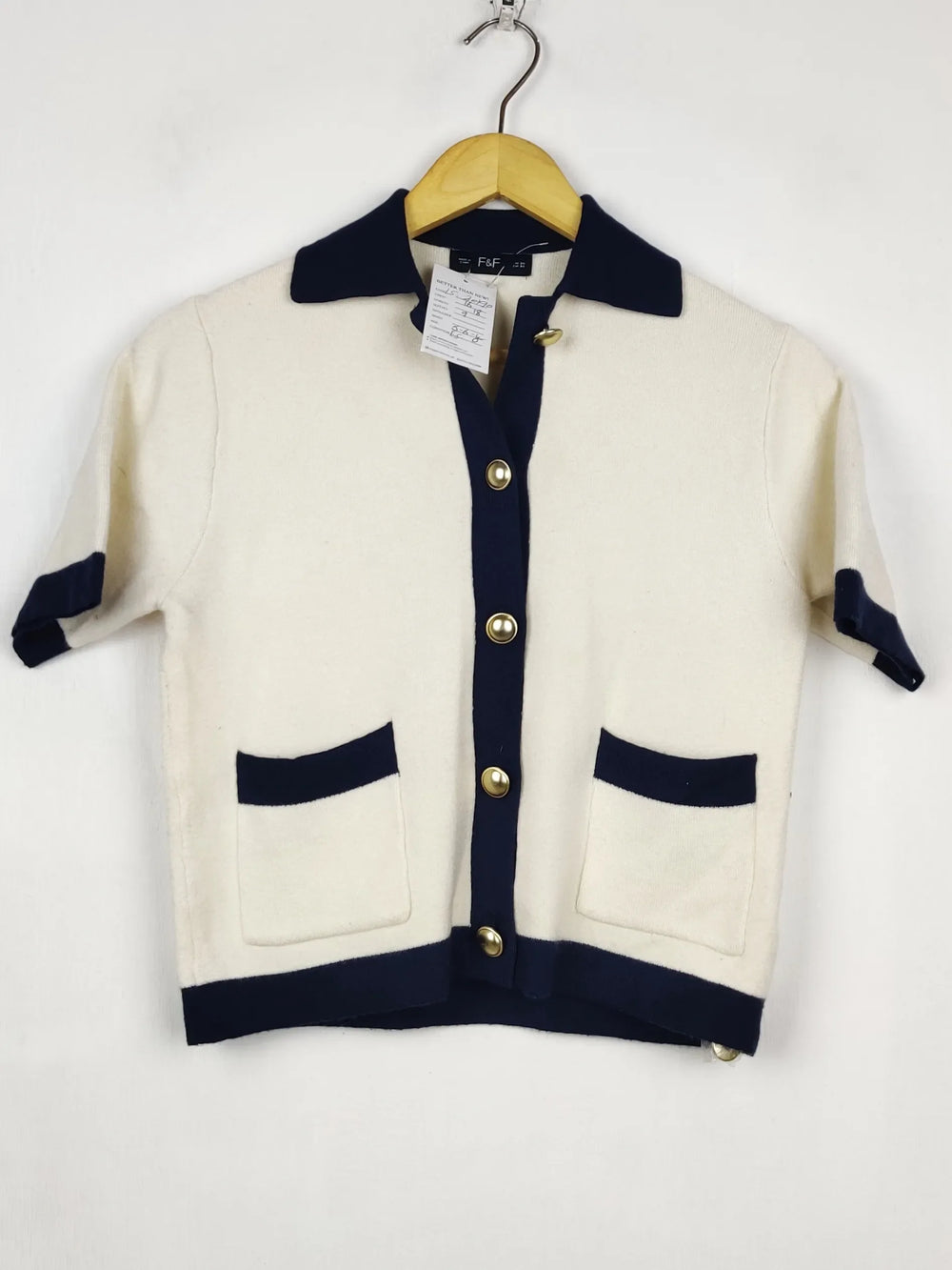 Buy online pre-used pre-loved 100% authentic & Original branded F&F (LS-20190) available in Pakistan. Top international brands avilable.
