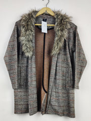 River Island (LS-20294)