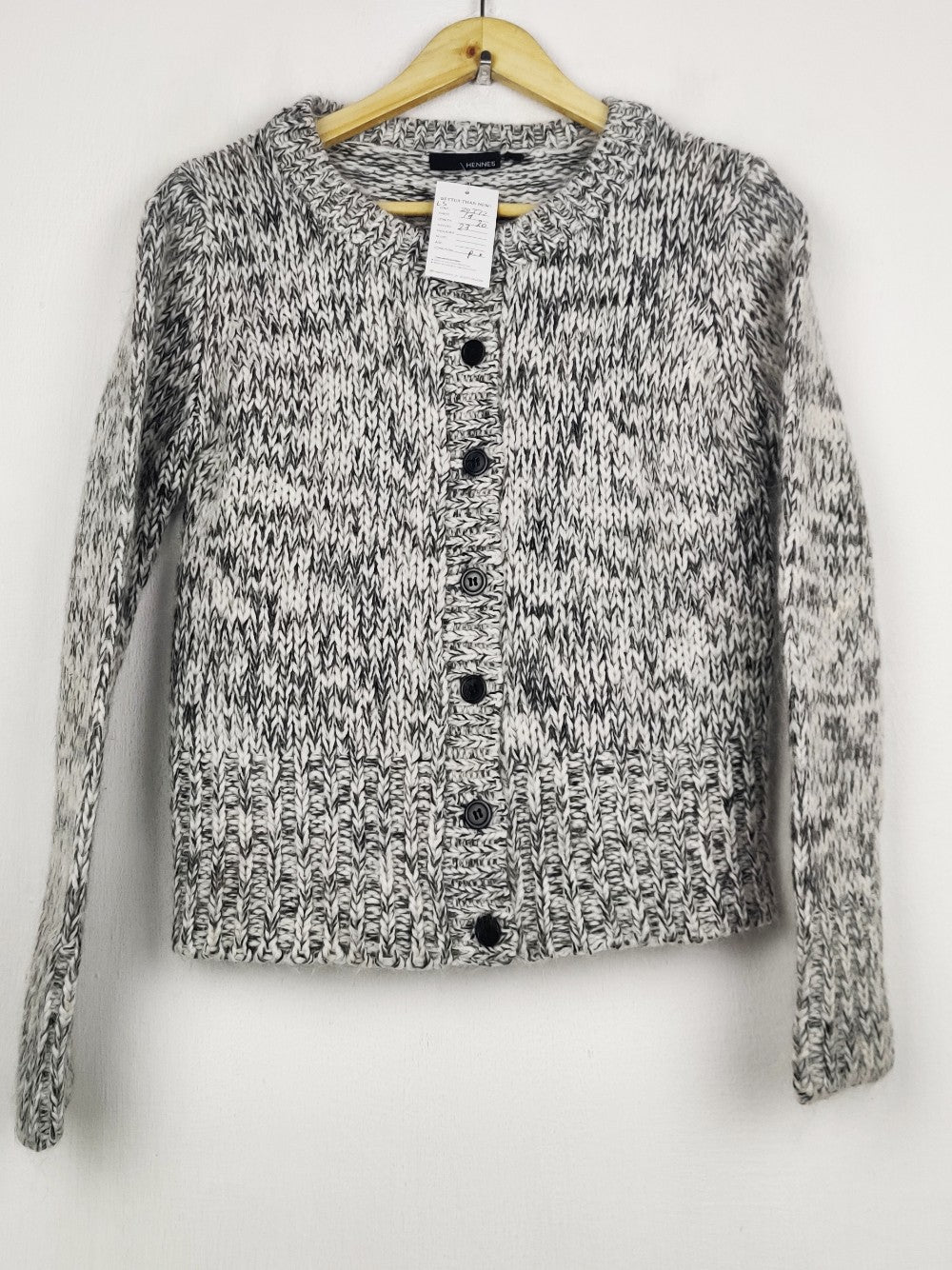 Hennes (LS-20372)